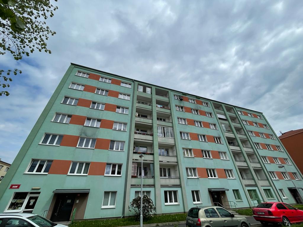 Prodej byt 2+1, panel, 1. patro, ulice Osadní, Chodov