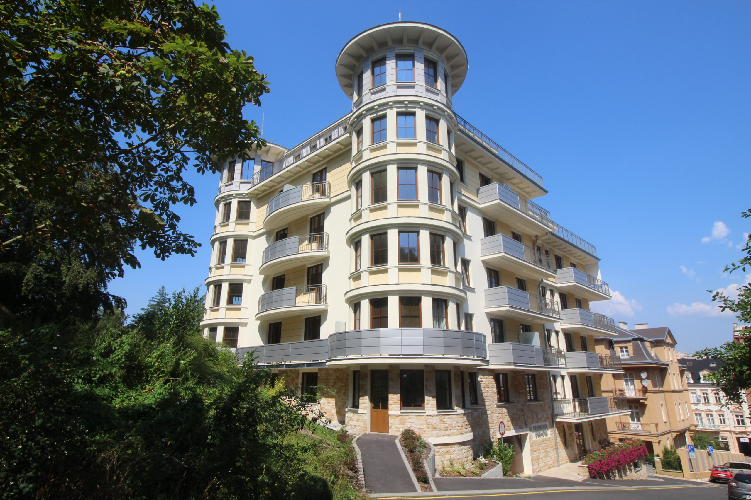 Prodej nebytový prostor, centrum, ulice Svahová, Karlovy Vary