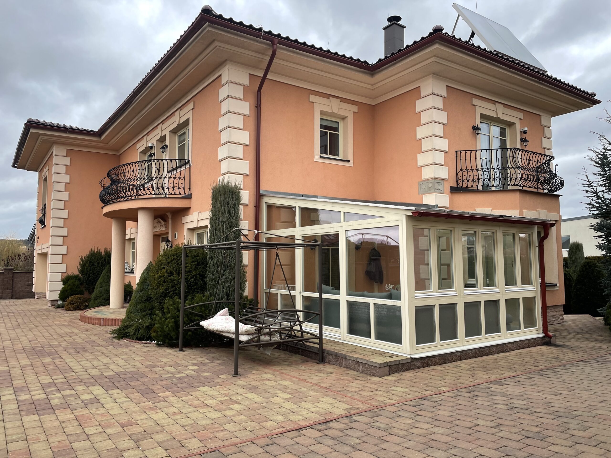 Prodej luxusní vila. Karlovy Vary – Stará Role